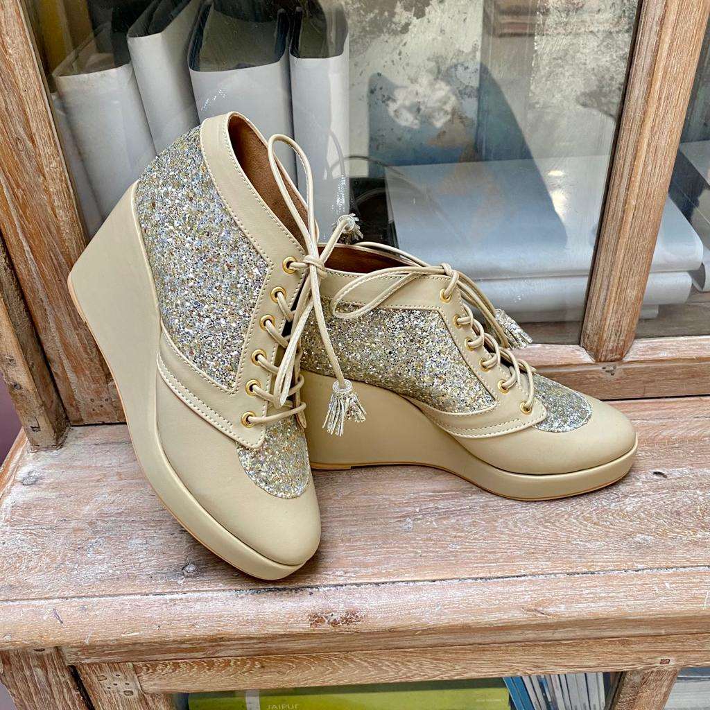 Beige Shimmer Light Gold Bridal Sneaker Wedges - Customized Wedding Shoes Beige Shimmer Light Gold Bridal Sneaker Wedges - Customized Wedding Shoes