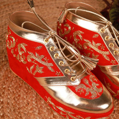 Begum (Gold Wedding sneakers Customised Red Shoes) Begum (Gold Wedding sneakers Customised Red Shoes)
