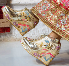 Gold Embroidered Bridal Sneaker Wedges - Customized Wedding Shoes Gold Embroidered Bridal Sneaker Wedges - Customized Wedding Shoes
