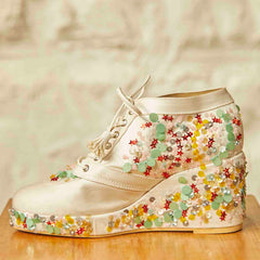 White Star Embroidered Bridal Sneaker Wedges - Customized Wedding Shoes | Tiesta White Star Embroidered Bridal Sneaker Wedges - Customized Wedding Shoes | Tiesta