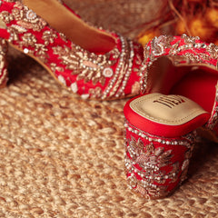 Sabya (Red Embroidery Gold WORK BRIDAL blocks) Sabya (Red Embroidery Gold WORK BRIDAL blocks)