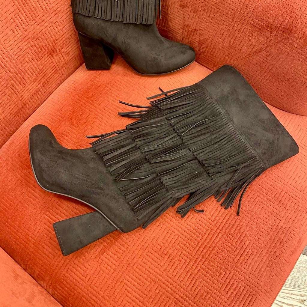 Fringe boots