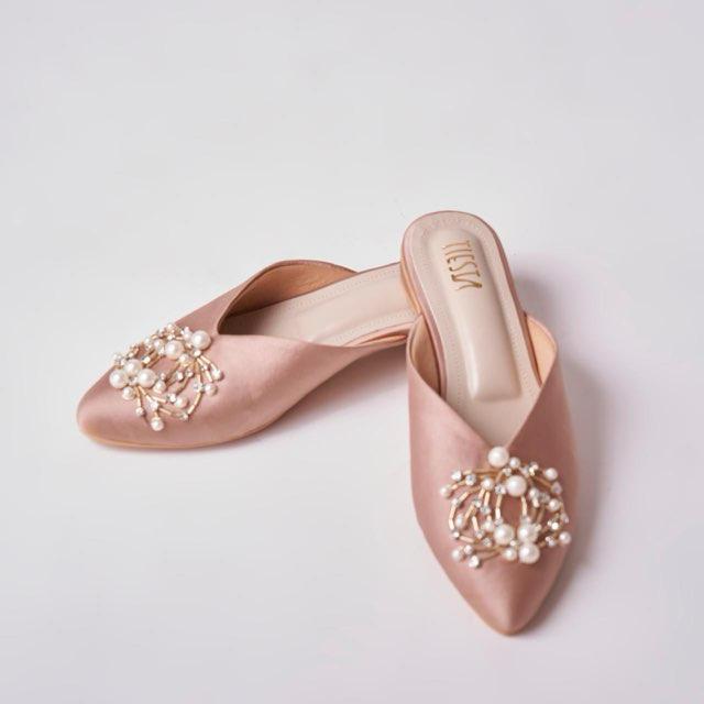 Luxury nudish Pink  Pearl-Embroidered Pointed Ballerinas - Perfect for the Festive Season