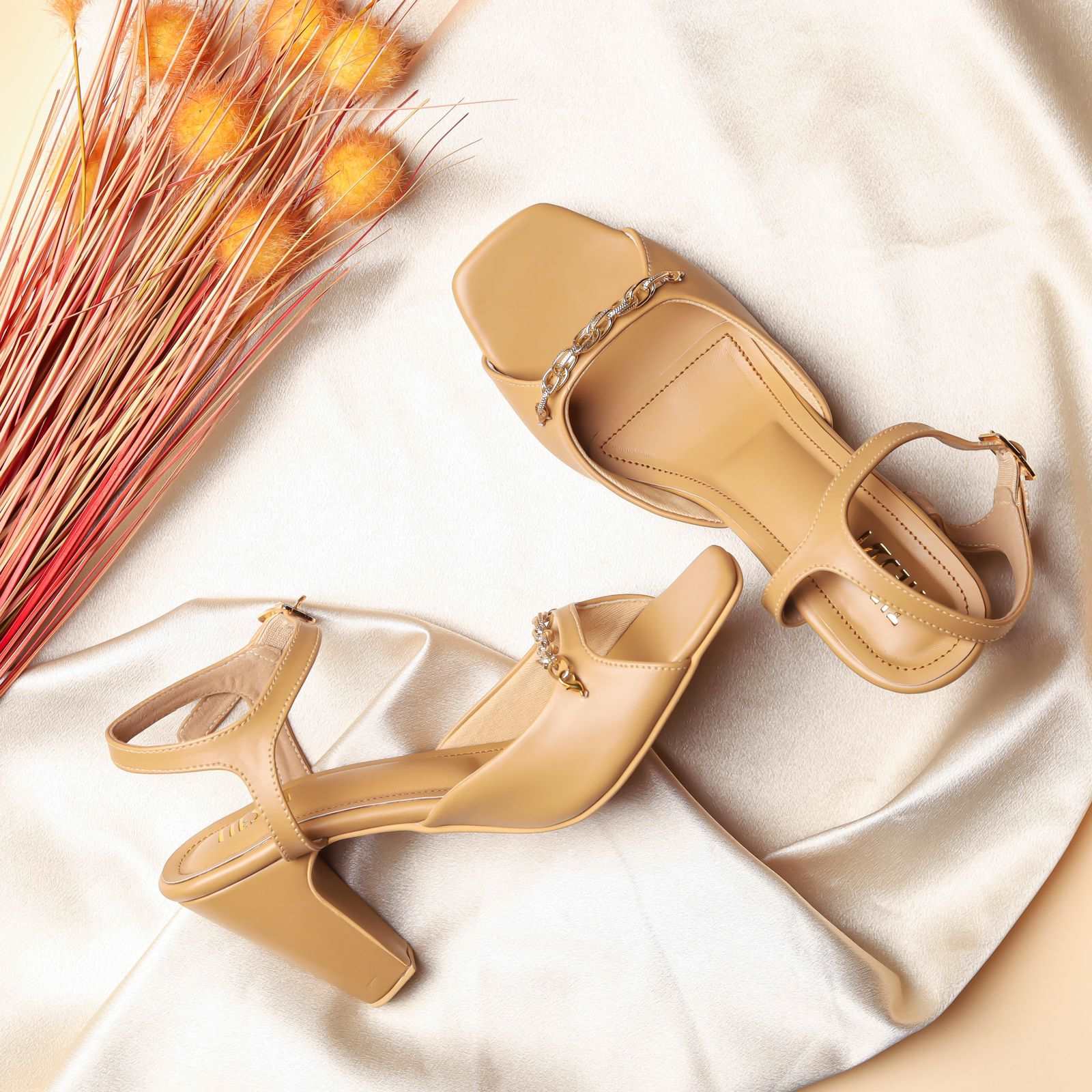 Jewel Heels (BEIGE) Accessories Blocks Heels